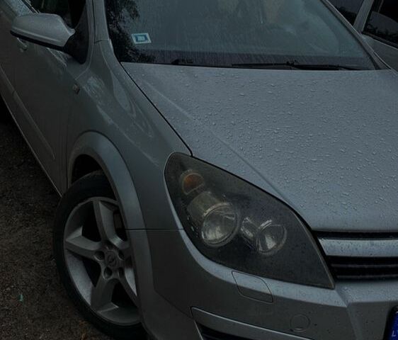 Сірий Опель Астра, об'ємом двигуна 2 л та пробігом 3 тис. км за 1500 $, фото 1 на Automoto.ua