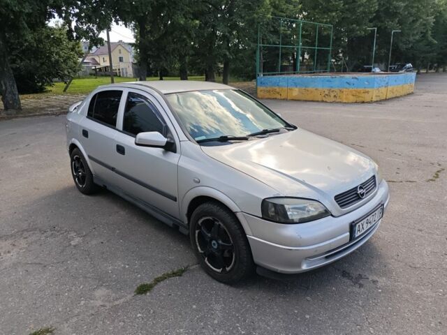 Сірий Опель Астра, об'ємом двигуна 1.6 л та пробігом 372 тис. км за 3000 $, фото 1 на Automoto.ua