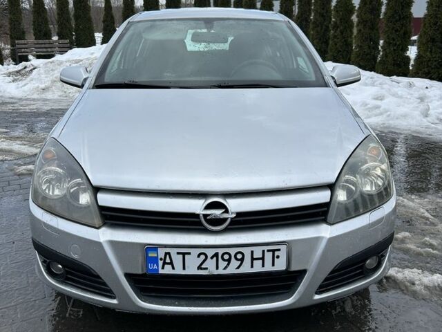 Серый Опель Астра, объемом двигателя 1.7 л и пробегом 311 тыс. км за 3850 $, фото 1 на Automoto.ua