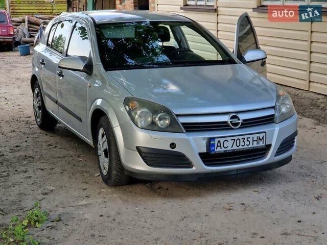 Сірий Опель Астра, об'ємом двигуна 1.36 л та пробігом 402 тис. км за 3850 $, фото 1 на Automoto.ua
