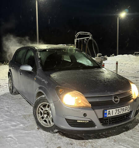 Серый Опель Астра, объемом двигателя 1.7 л и пробегом 370 тыс. км за 3200 $, фото 1 на Automoto.ua