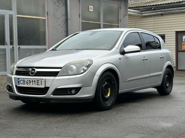 Серый Опель Астра, объемом двигателя 1.6 л и пробегом 280 тыс. км за 4100 $, фото 1 на Automoto.ua