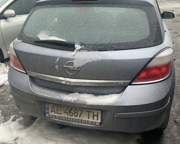 Сірий Опель Астра, об'ємом двигуна 1.8 л та пробігом 168 тис. км за 3000 $, фото 1 на Automoto.ua