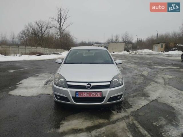 Серый Опель Астра, объемом двигателя 1.8 л и пробегом 211 тыс. км за 4450 $, фото 1 на Automoto.ua