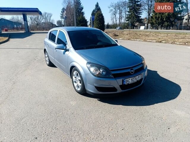 Серый Опель Астра, объемом двигателя 1.69 л и пробегом 335 тыс. км за 3700 $, фото 1 на Automoto.ua