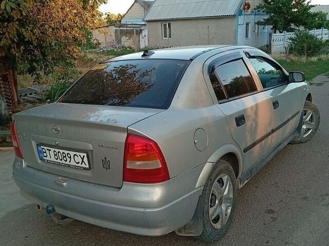Серый Опель Астра, объемом двигателя 1.4 л и пробегом 161 тыс. км за 3500 $, фото 1 на Automoto.ua
