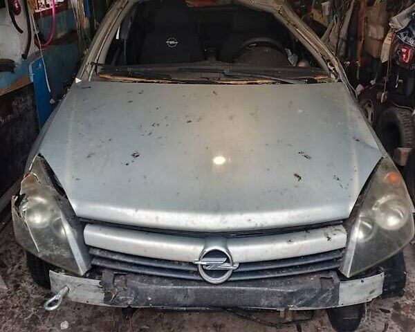 Сірий Опель Астра, об'ємом двигуна 1.6 л та пробігом 186 тис. км за 2000 $, фото 1 на Automoto.ua