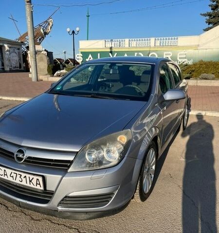 Сірий Опель Астра, об'ємом двигуна 1.6 л та пробігом 218 тис. км за 5000 $, фото 1 на Automoto.ua