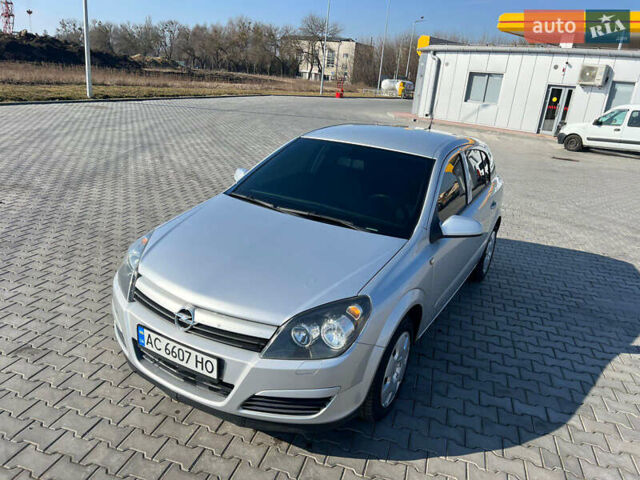 Сірий Опель Астра, об'ємом двигуна 1.6 л та пробігом 183 тис. км за 4800 $, фото 1 на Automoto.ua
