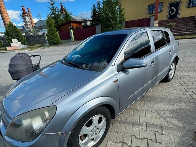 Сірий Опель Астра, об'ємом двигуна 1.7 л та пробігом 320 тис. км за 3400 $, фото 1 на Automoto.ua