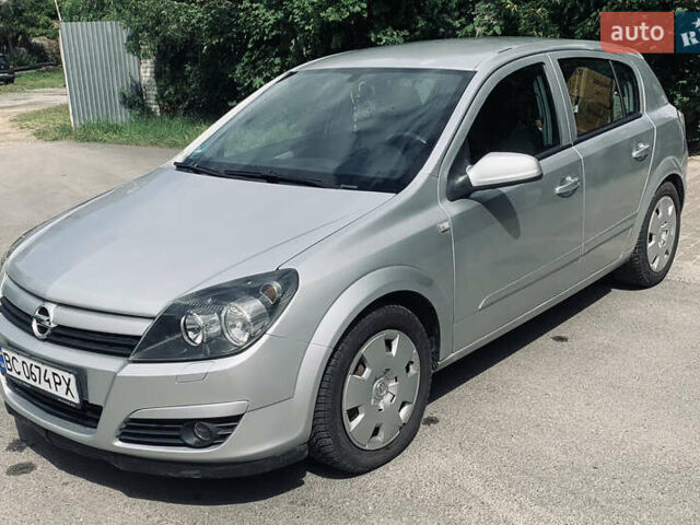Сірий Опель Астра, об'ємом двигуна 1.6 л та пробігом 242 тис. км за 4600 $, фото 1 на Automoto.ua