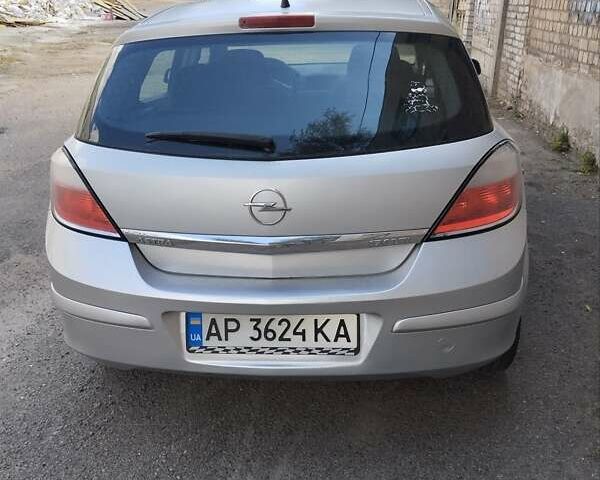 Сірий Опель Астра, об'ємом двигуна 1.7 л та пробігом 315 тис. км за 4300 $, фото 1 на Automoto.ua