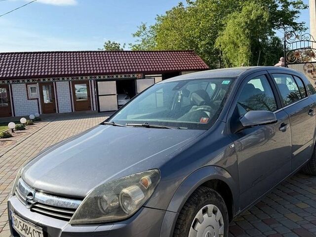 Сірий Опель Астра, об'ємом двигуна 1.8 л та пробігом 285 тис. км за 2250 $, фото 1 на Automoto.ua