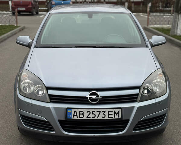 Сірий Опель Астра, об'ємом двигуна 1.4 л та пробігом 281 тис. км за 4400 $, фото 1 на Automoto.ua