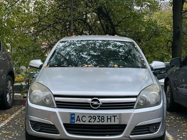 Сірий Опель Астра, об'ємом двигуна 1.6 л та пробігом 245 тис. км за 2999 $, фото 1 на Automoto.ua