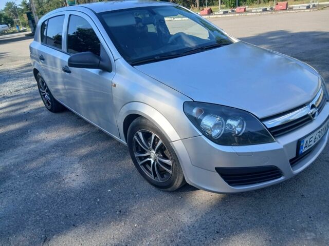 Сірий Опель Астра, об'ємом двигуна 1.6 л та пробігом 2 тис. км за 4018 $, фото 1 на Automoto.ua