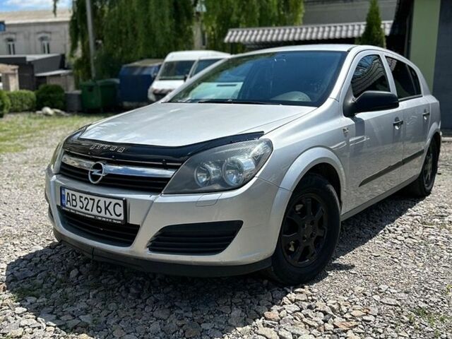 Сірий Опель Астра, об'ємом двигуна 1.39 л та пробігом 299 тис. км за 3000 $, фото 1 на Automoto.ua