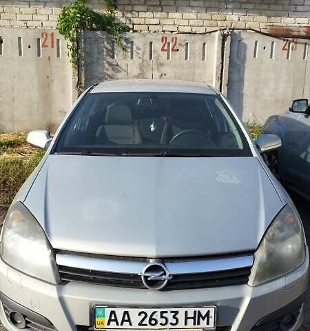 Опель Астра 2006 в Киеве на Automoto.ua Серый Опель Астра, объемом двигателя 1.6 л и пробегом 280 тыс. км за 4200 $, фото 1 на Automoto.ua