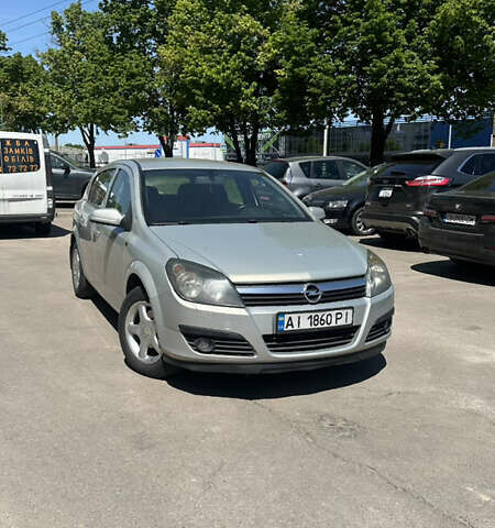 Серый Опель Астра, объемом двигателя 1.6 л и пробегом 296 тыс. км за 3850 $, фото 1 на Automoto.ua