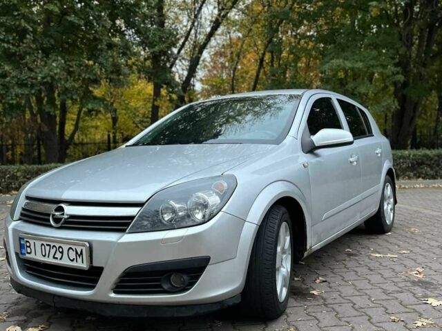 Серый Опель Астра, объемом двигателя 1.6 л и пробегом 248 тыс. км за 4600 $, фото 1 на Automoto.ua