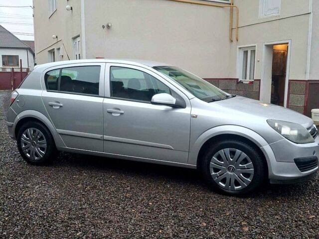 Сірий Опель Астра, об'ємом двигуна 1.6 л та пробігом 0 тис. км за 4700 $, фото 1 на Automoto.ua