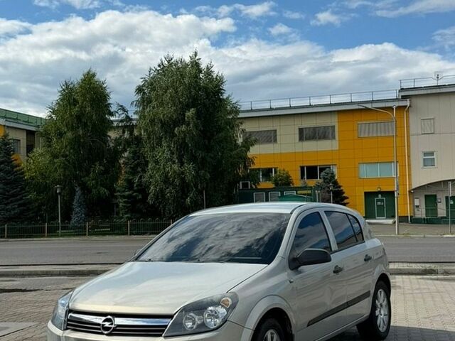 Сірий Опель Астра, об'ємом двигуна 1.6 л та пробігом 252 тис. км за 4000 $, фото 1 на Automoto.ua