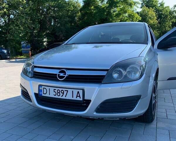 Сірий Опель Астра, об'ємом двигуна 1.6 л та пробігом 138 тис. км за 3800 $, фото 1 на Automoto.ua