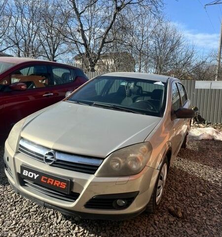 Серый Опель Астра, объемом двигателя 1.6 л и пробегом 211 тыс. км за 2799 $, фото 1 на Automoto.ua