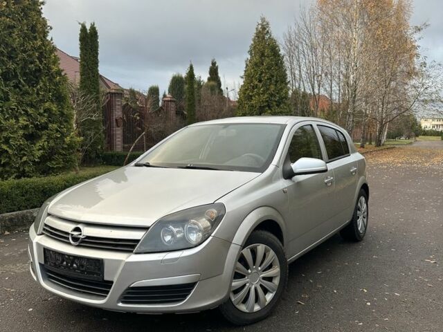 Серый Опель Астра, объемом двигателя 1.7 л и пробегом 324 тыс. км за 2350 $, фото 1 на Automoto.ua
