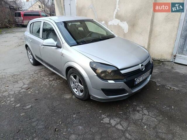 Серый Опель Астра, объемом двигателя 1.69 л и пробегом 305 тыс. км за 3300 $, фото 1 на Automoto.ua
