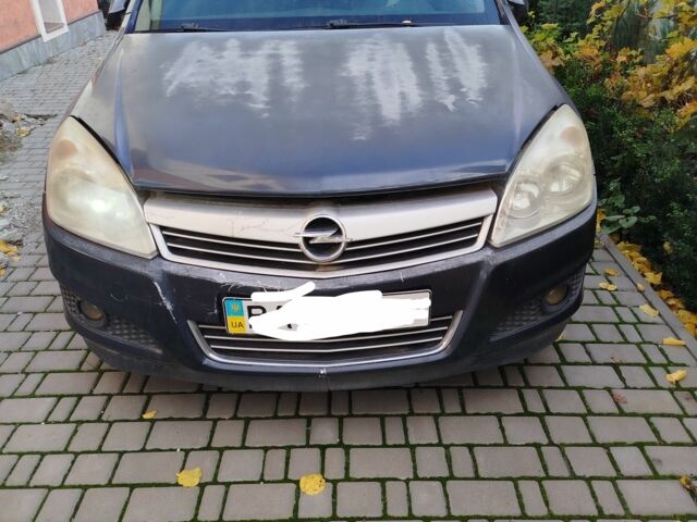 Серый Опель Астра, объемом двигателя 1.6 л и пробегом 150 тыс. км за 4534 $, фото 1 на Automoto.ua