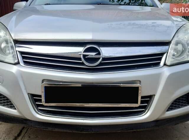 Сірий Опель Астра, об'ємом двигуна 1.6 л та пробігом 181 тис. км за 5750 $, фото 1 на Automoto.ua