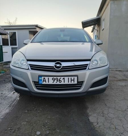 Сірий Опель Астра, об'ємом двигуна 1.36 л та пробігом 184 тис. км за 5950 $, фото 1 на Automoto.ua