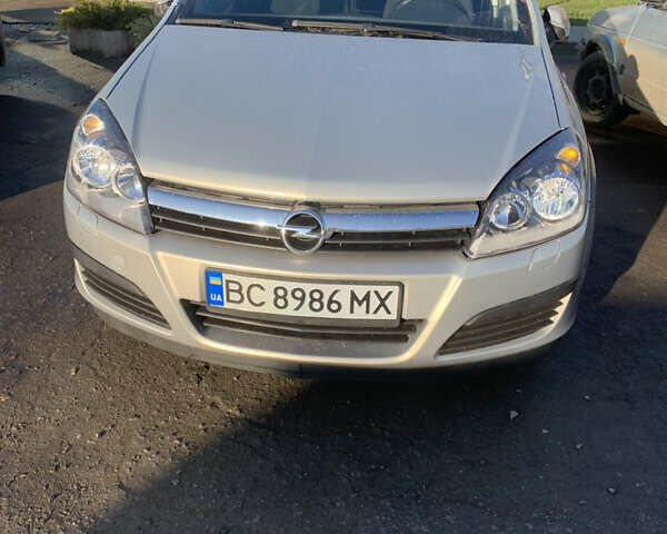 Серый Опель Астра, объемом двигателя 1.6 л и пробегом 252 тыс. км за 4200 $, фото 1 на Automoto.ua