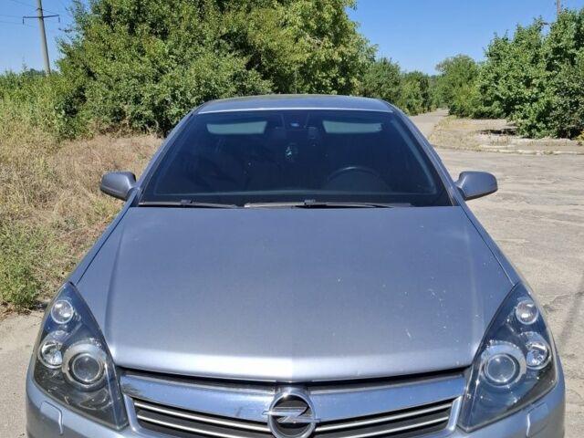 Сірий Опель Астра, об'ємом двигуна 0 л та пробігом 131 тис. км за 5653 $, фото 1 на Automoto.ua