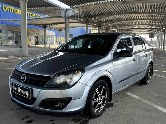Серый Опель Астра, объемом двигателя 0 л и пробегом 218 тыс. км за 4700 $, фото 1 на Automoto.ua