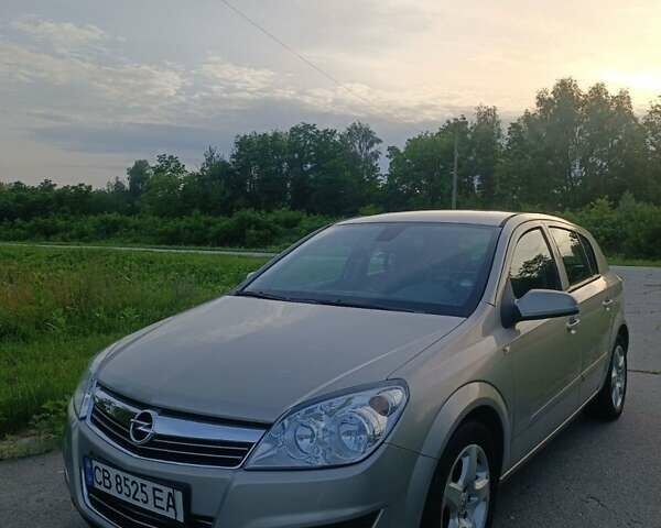 Серый Опель Астра, объемом двигателя 1.6 л и пробегом 208 тыс. км за 6100 $, фото 1 на Automoto.ua