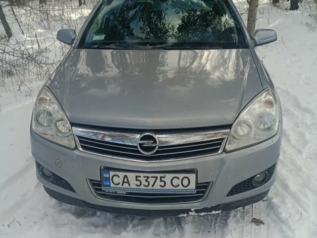 Сірий Опель Астра, об'ємом двигуна 1.6 л та пробігом 231 тис. км за 4800 $, фото 1 на Automoto.ua