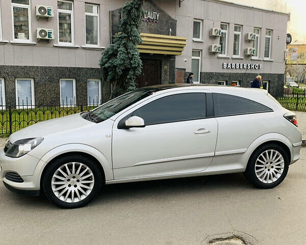 Сірий Опель Астра, об'ємом двигуна 1.7 л та пробігом 230 тис. км за 5400 $, фото 1 на Automoto.ua