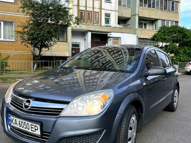 Сірий Опель Астра, об'ємом двигуна 1.4 л та пробігом 408 тис. км за 4800 $, фото 1 на Automoto.ua