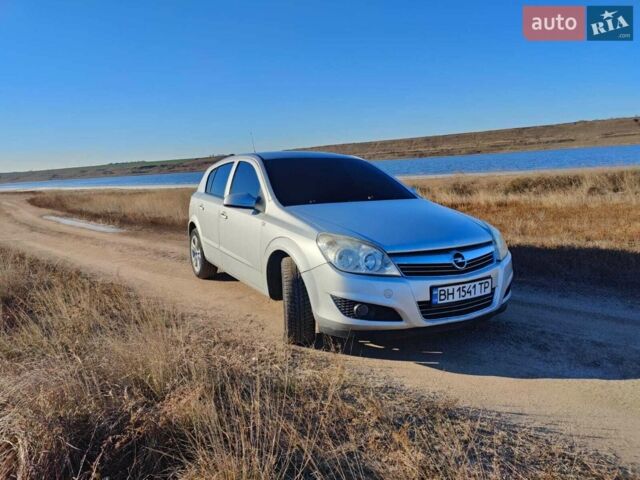 Сірий Опель Астра, об'ємом двигуна 1.6 л та пробігом 220 тис. км за 4900 $, фото 1 на Automoto.ua