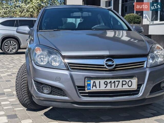 Сірий Опель Астра, об'ємом двигуна 1.6 л та пробігом 326 тис. км за 5500 $, фото 1 на Automoto.ua