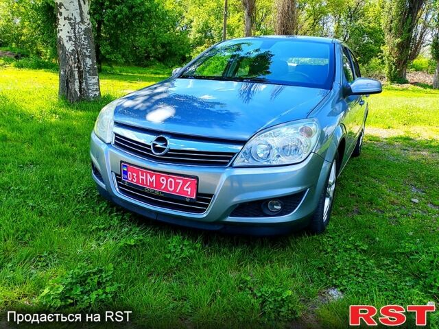 Серый Опель Астра, объемом двигателя 1.6 л и пробегом 198 тыс. км за 5400 $, фото 1 на Automoto.ua