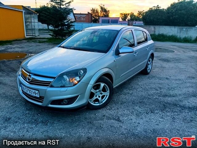 Серый Опель Астра, объемом двигателя 1.6 л и пробегом 175 тыс. км за 5750 $, фото 1 на Automoto.ua