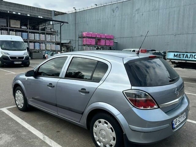 Сірий Опель Астра, об'ємом двигуна 1.36 л та пробігом 312 тис. км за 3900 $, фото 1 на Automoto.ua