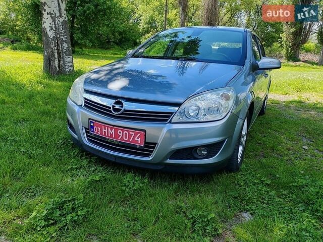 Серый Опель Астра, объемом двигателя 1.6 л и пробегом 198 тыс. км за 5500 $, фото 1 на Automoto.ua