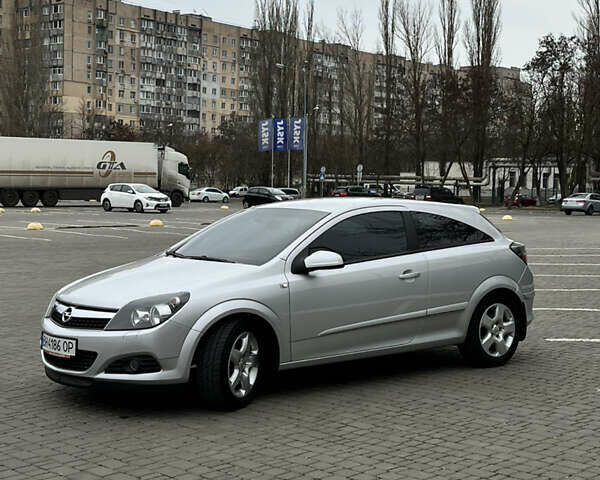 Серый Опель Астра, объемом двигателя 1.36 л и пробегом 285 тыс. км за 6000 $, фото 1 на Automoto.ua