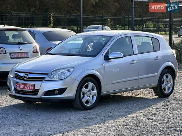 Сірий Опель Астра, об'ємом двигуна 1.6 л та пробігом 226 тис. км за 5500 $, фото 1 на Automoto.ua