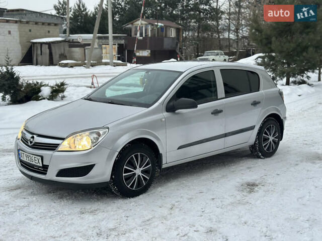 Сірий Опель Астра, об'ємом двигуна 1.4 л та пробігом 203 тис. км за 3899 $, фото 1 на Automoto.ua