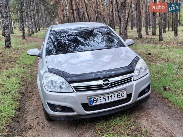 Сірий Опель Астра, об'ємом двигуна 1.6 л та пробігом 260 тис. км за 4800 $, фото 1 на Automoto.ua